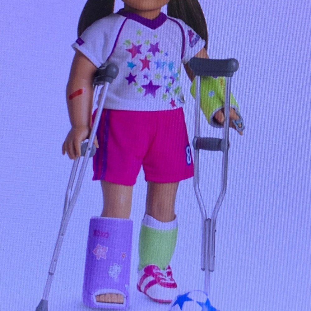 American Girl Feel Better Cast and Crutches - EUC